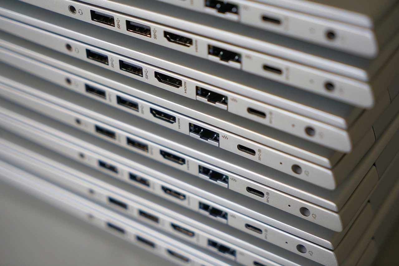 laptop, computer, pile, hdmi, usb, usb-c, hardware, stack, pc, portable, digital, technology, office, closeup, hdmi, hdmi, usb, usb, usb, usb, usb, usb-c